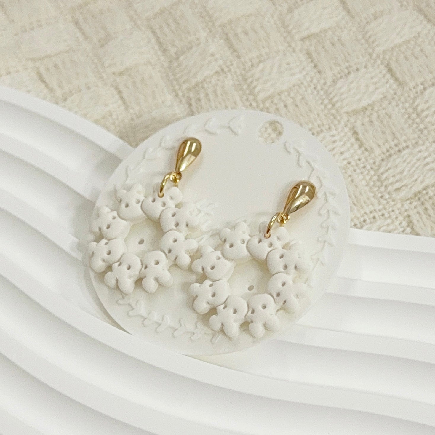 Cute Bunny Wreath Earrings Handmade Polymer Clay | Rabbit Circle Dangle | Cottagecore Animal Jewelry