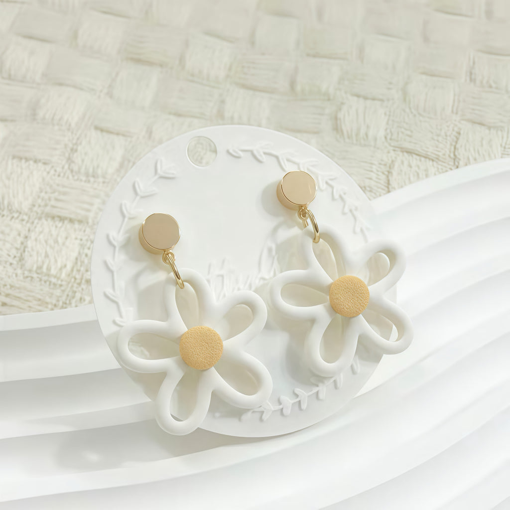 Hollow Daisy Outline Polymer Clay Earrings | Minimal White Floral Dangle | Handmade Lightweight Jewelry